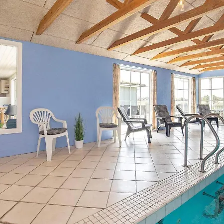 12 Person Holiday In Bl Vand بيت للعطل *